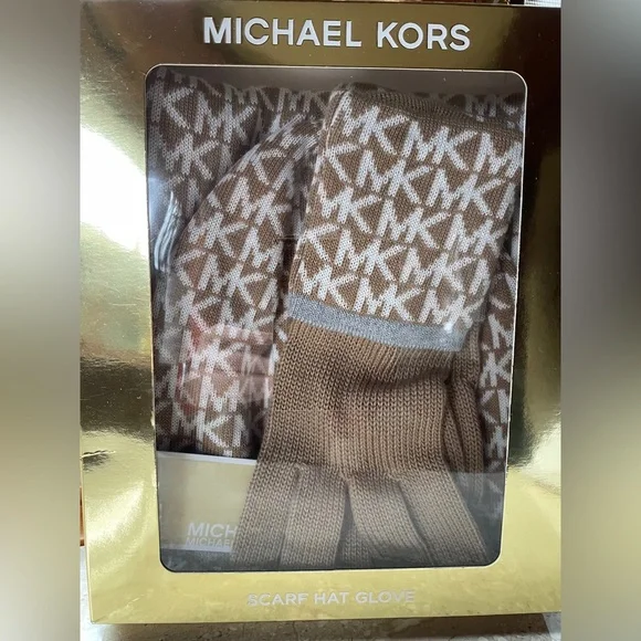 MICHAEL Michael Kors | Accessories | Nwt Michael Kors Scarf  display picture 3